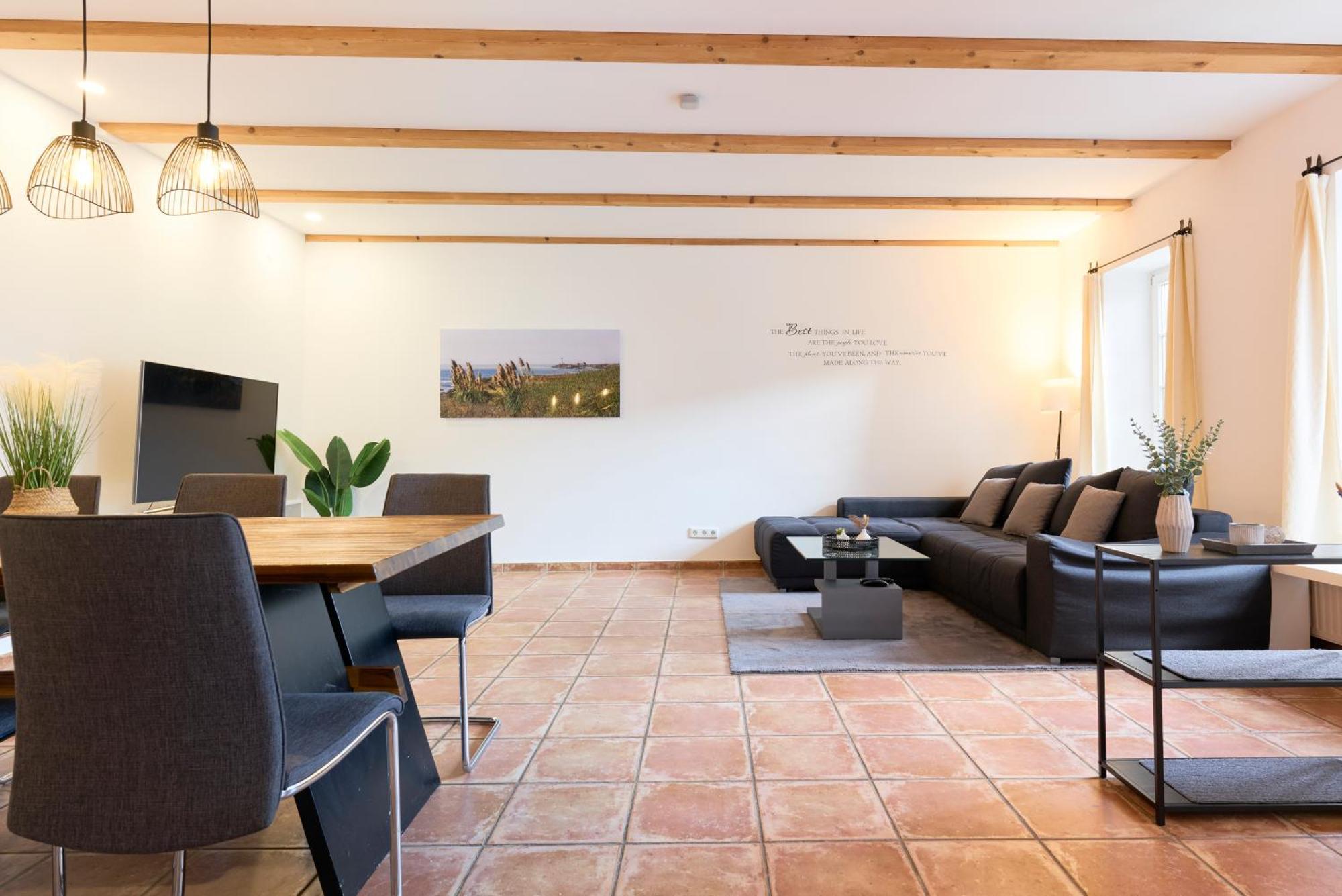 Stilvolle Gartenterrassenwohnung Mitten In Bregenz Esterno foto