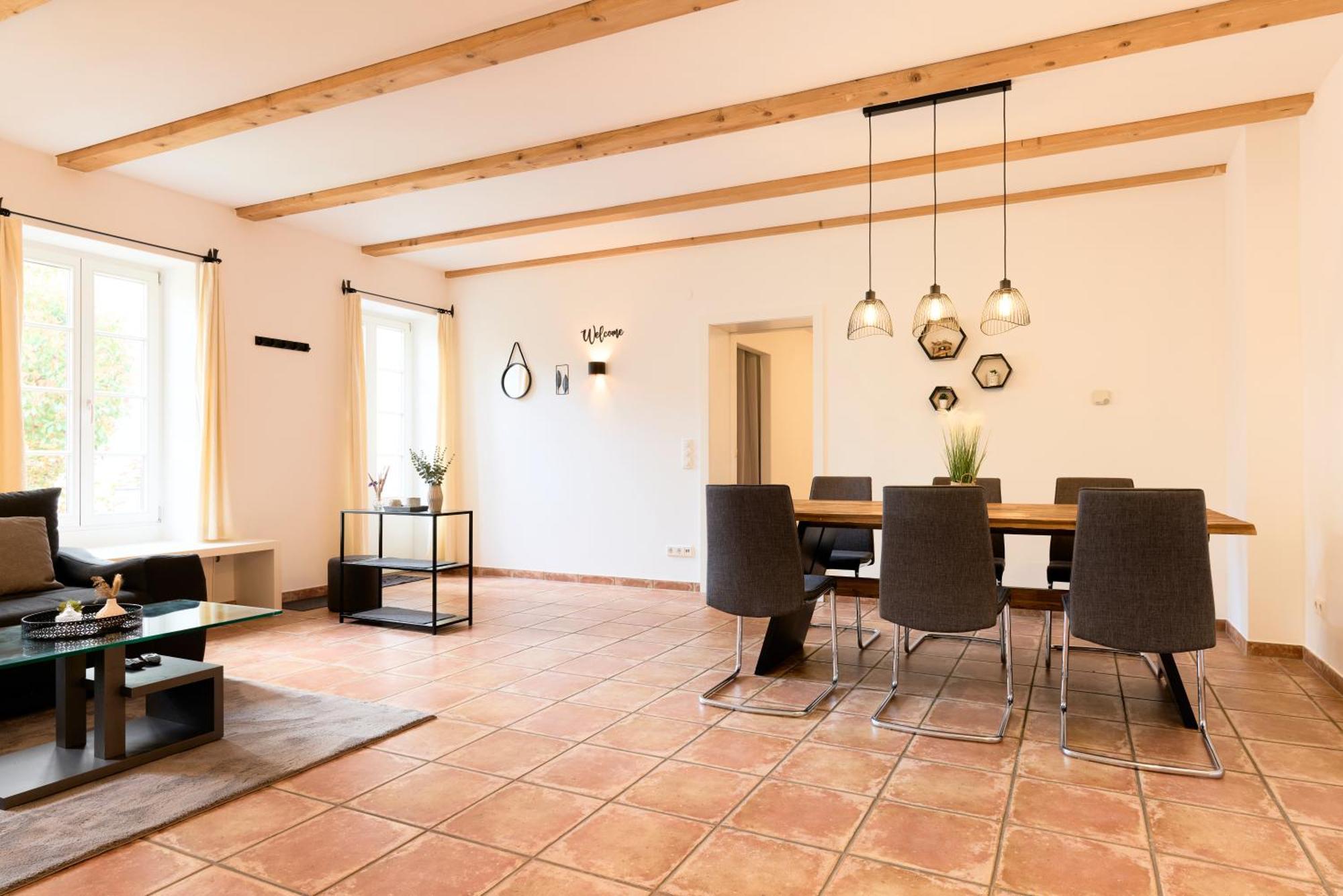Stilvolle Gartenterrassenwohnung Mitten In Bregenz Esterno foto
